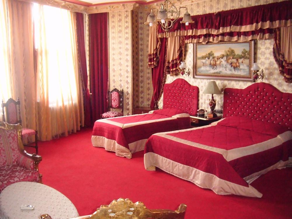 Grand Hotel De Londres Istanbul Exterior photo