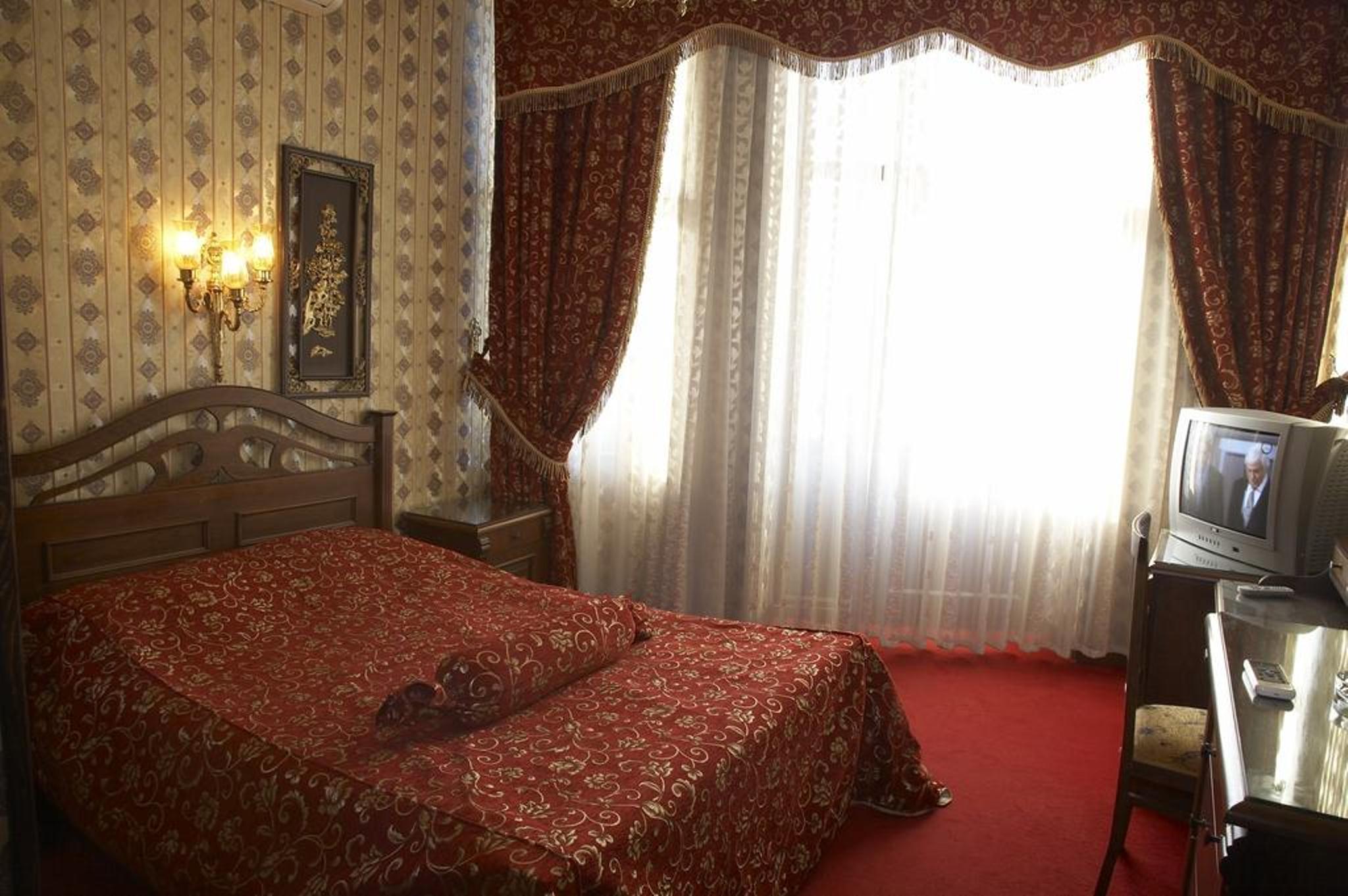 Grand Hotel De Londres Istanbul Exterior photo