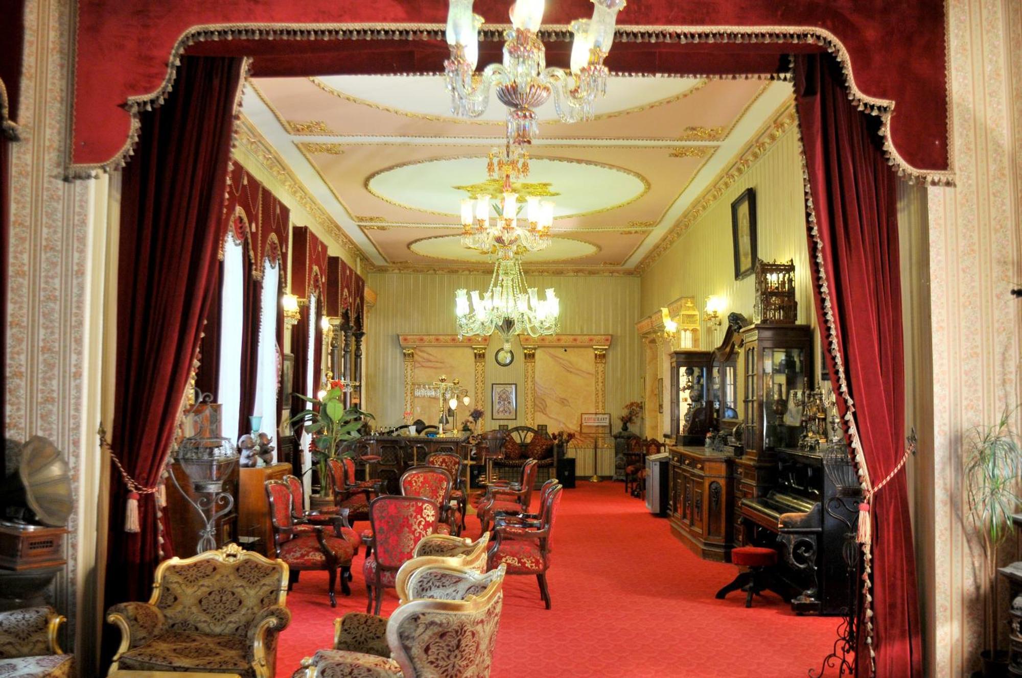 Grand Hotel De Londres Istanbul Exterior photo