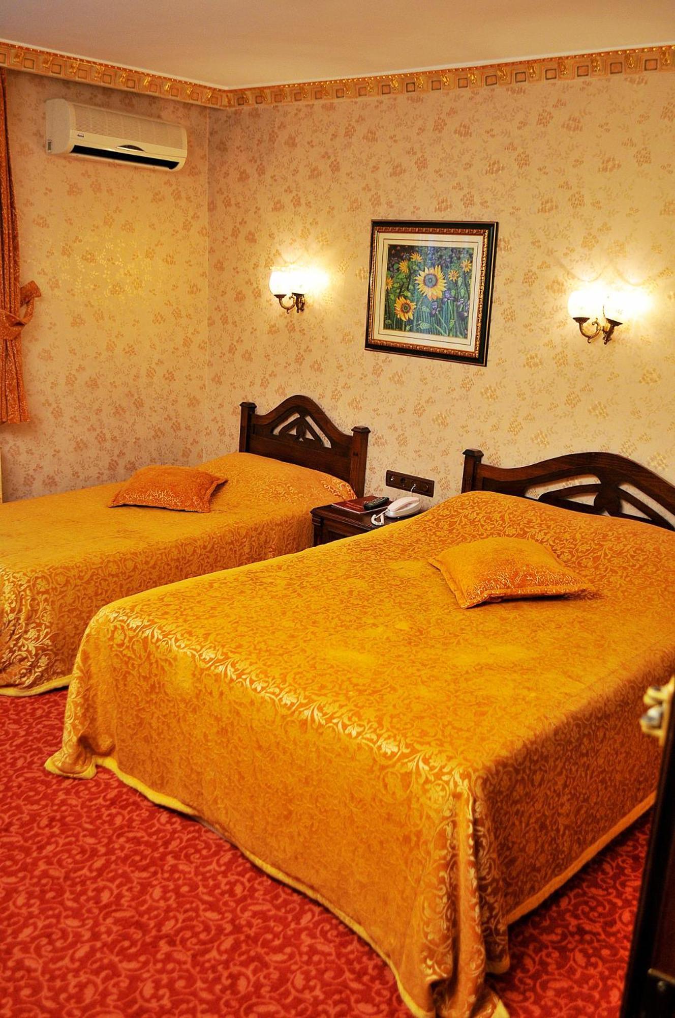 Grand Hotel De Londres Istanbul Exterior photo